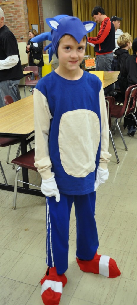 Sonic the Hedgehog Costumes (for Men, Women, Kids) | PartiesCostume.com